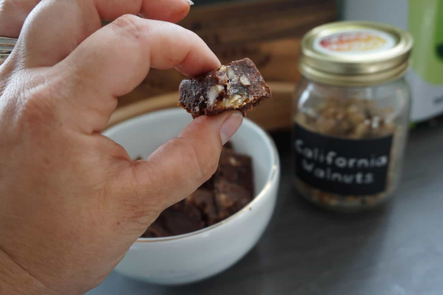 chocolate walnut bites recipe